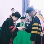 Predikat Cum Laude, Wabup VaSung Saksikan Dua Kadis Dokter Lulus Ujian Doktor Unima